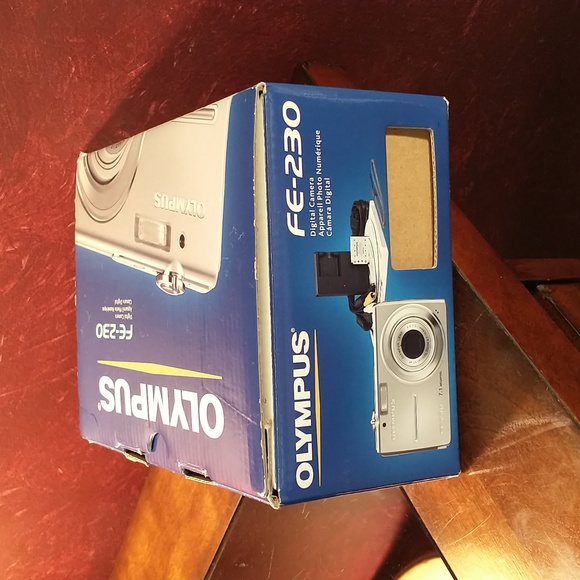 Olympus FE-230 7.1MP Digital Camera - Silver - w/ Orig. Box - Picture 7 of 10